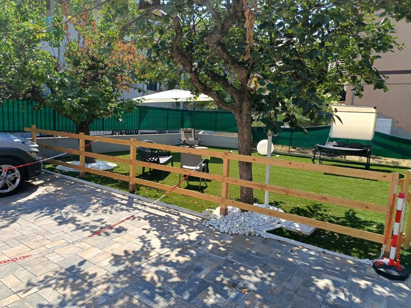 Villa Santa Lucia San Benedetto del Tronto Exterior photo